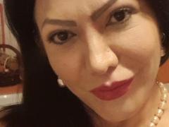 Lola Caresse Erotique