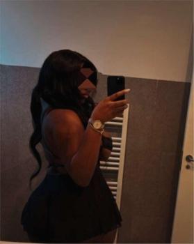 Vanessa Gorge Profonde